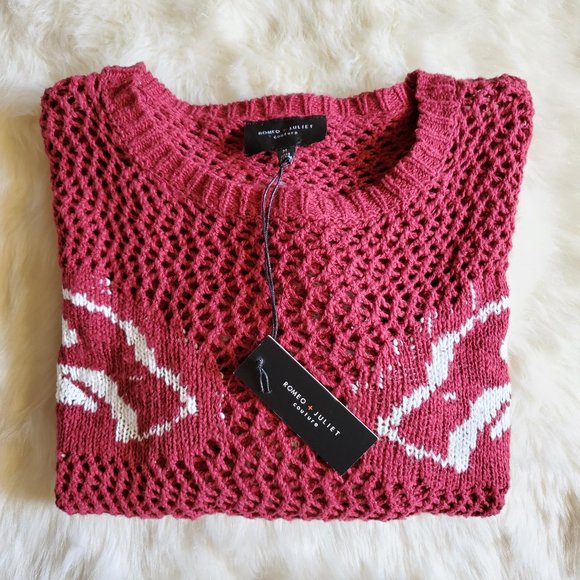 Romeo + Juliet Couture Red and White Open Weave Sweater Size M NWT - Picture 5 of 16